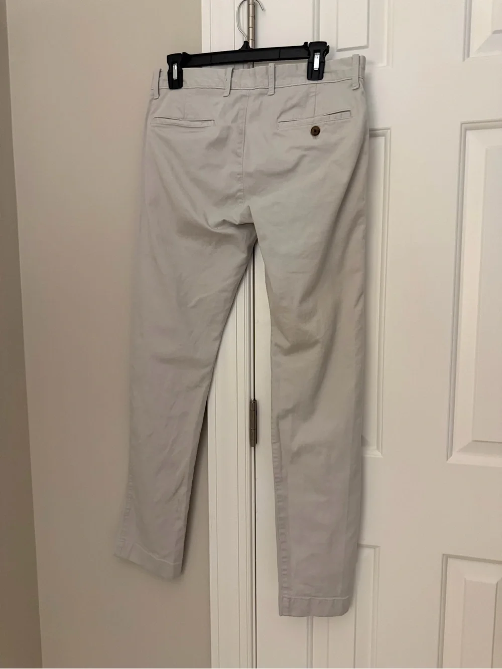 Classic Men's Straight Chino Pants - Light Khakis